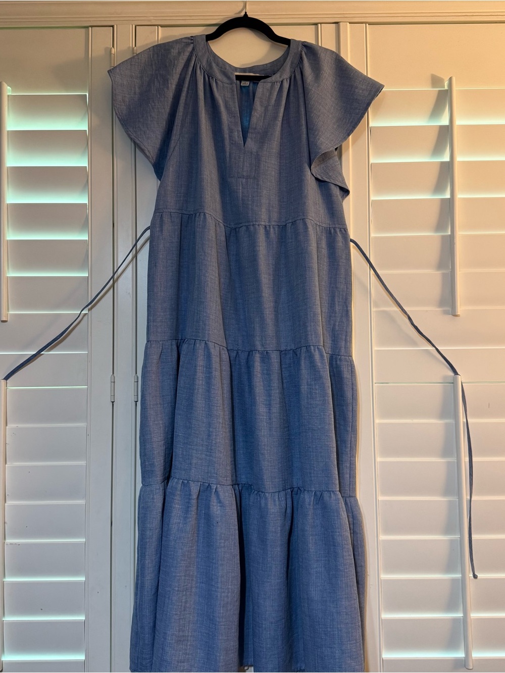 Emma & Michele Maxi Dress L Tiered Western Boho Darlin Split Cornflower Blue